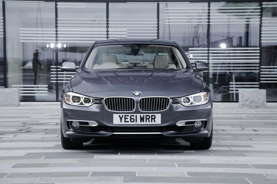  BMW 328i Modern 2012 года  (UK) (фото 27 из 29)